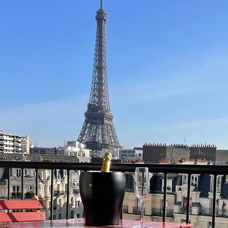 Appartamento Vue Imprenable Sur La Tour Eiffeil Parigi